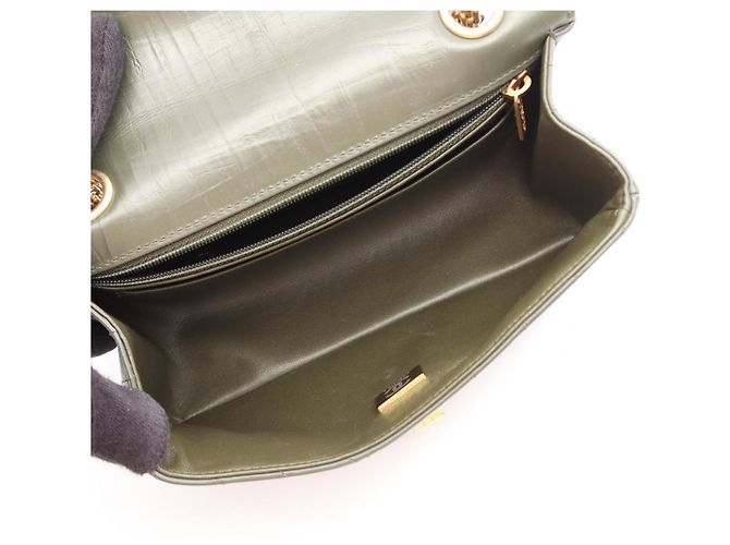 Borsa a Spalla Chanel 2.55 Chevron V-stitch Cachi - vista 3