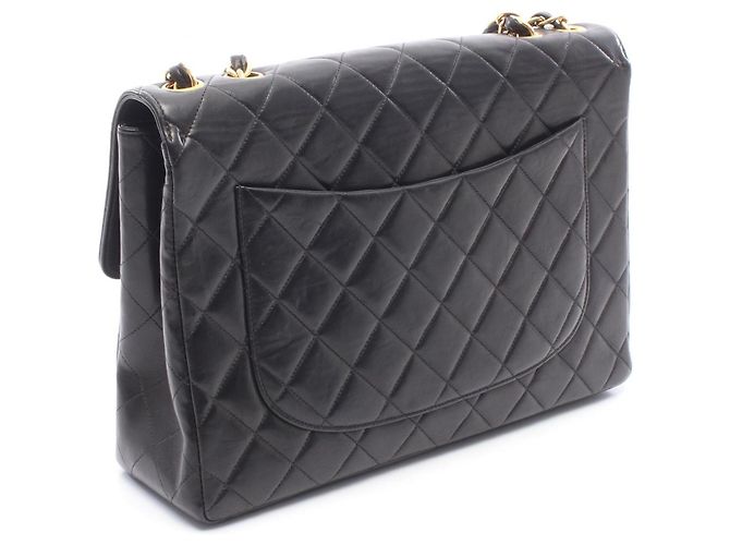 Borsa a tracolla Chanel 30 Large Matelassé in agnello nero - vista 2