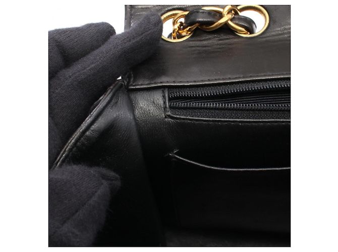 Borsa a tracolla Chanel 30 Large Matelassé in agnello nero - vista 8