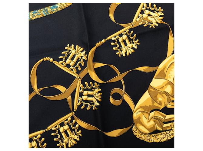 Hermès Sciarpa in seta Hermes LES CAVALIERS D'OR Nero D'oro - vista 4