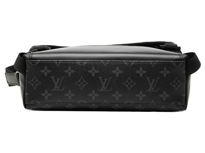 Louis Vuitton Monogram Eclipse Messenger Voyage PM Nero - vista 3