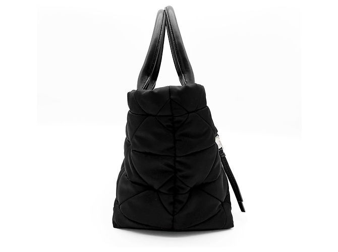 Borsa Tote in Re-Nylon Imbottito Prada Nero - vista 3