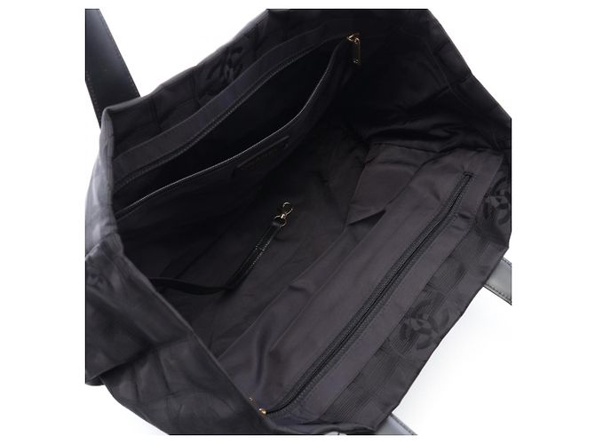 Borsa Tote Chanel New Travel Line MM Nero - vista 3