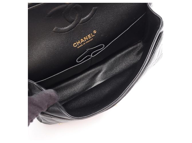Borsa a Spalla Chanel Matelassé Egyptian Charm Double Flap Nero - vista 3