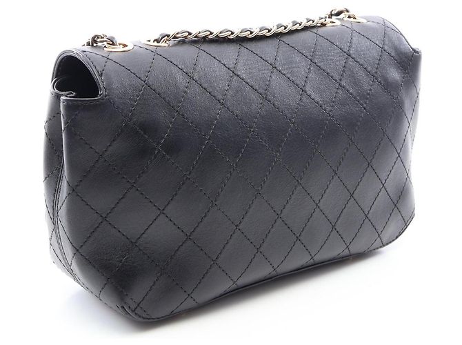 Borsa a mano Chanel Matelassé in pelle nera Nero - vista 2