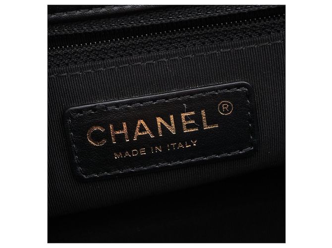Borsa a mano Chanel Matelassé in pelle nera Nero - vista 4