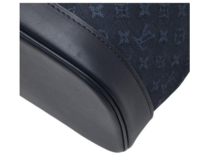 Zaino Louis Vuitton Monogram Mini Montsouris GM Blu navy - vista 4