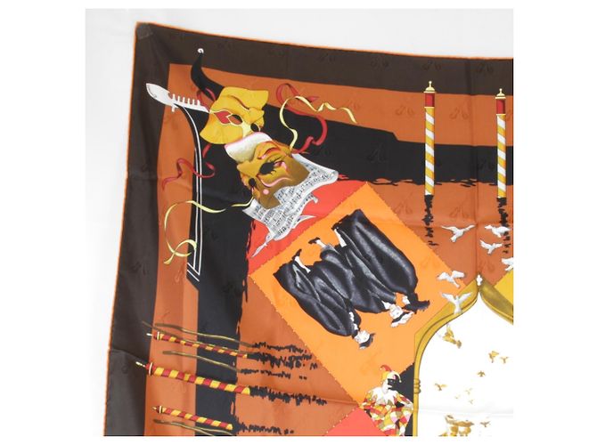 Hermès Sciarpa in seta Hermes Carre 90 Venice Carnival Rosso - vista 5