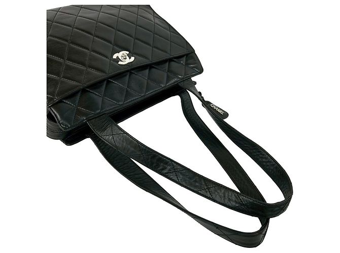 Chanel Matelassé Lammfell Semi-Shoulder Tote Bag Schwarz - Ansicht 4