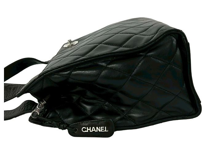 Chanel Matelassé Lammfell Semi-Shoulder Tote Bag Schwarz - Ansicht 5