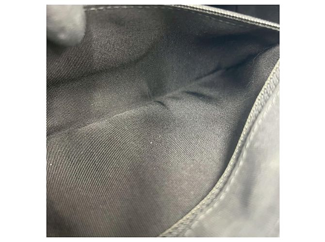 Borsa a tracolla Chanel Matelassé Logo Chain Nero - vista 10