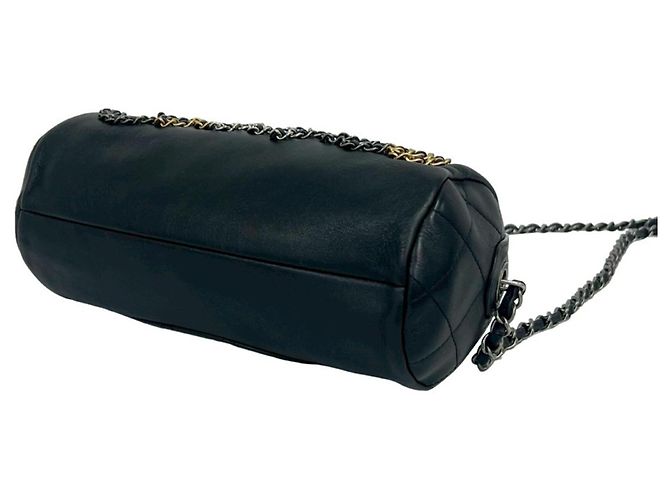Borsa a tracolla Chanel Matelassé Logo Chain Nero - vista 8