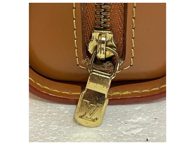 Louis Vuitton Epi Leder Kosmetikbeutel Tan Braun - Ansicht 6