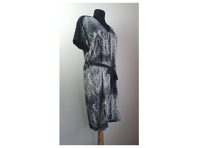 Autre Marque DAY Birger et Mikkelsen Vestido de seda estampado com cinto Preto Cinza Cru - vista 4