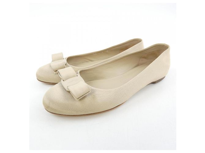Décolleté Salvatore Ferragamo Beige - vista 3