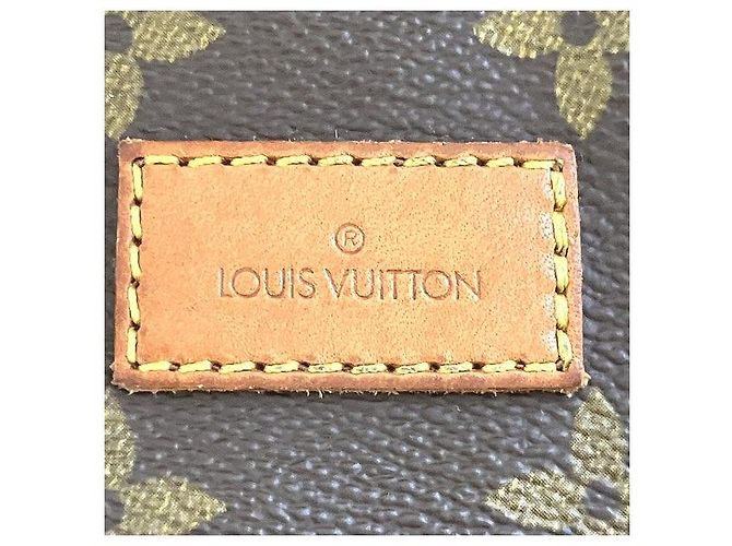 Borsa a tracolla Louis Vuitton Saumur30 Monogram Marrone - vista 4