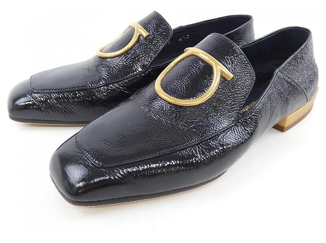 Scarpe in pelle Salvatore Ferragamo - vista 3