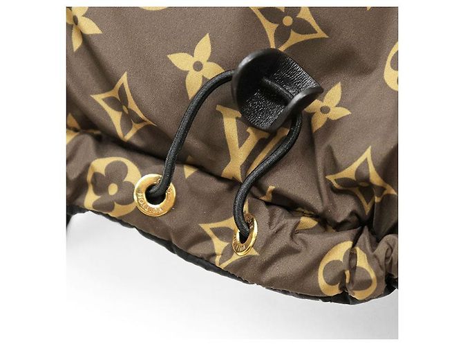 Doudoune en agneau monogramme Louis Vuitton Noir - vue 19