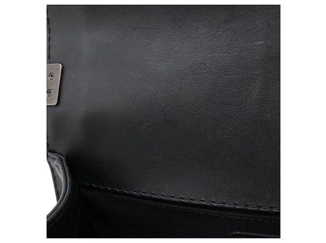Borsa a tracolla Chanel Boy Chanel in pelle di vitello morbida Nero - vista 7