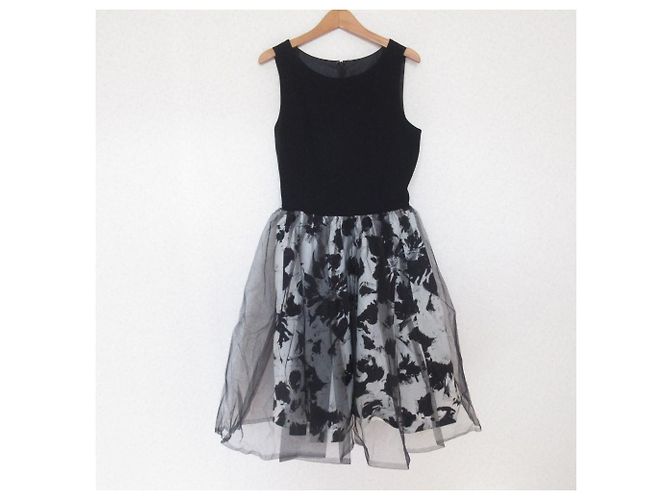 Autre Marque FRAY I.D Tüllkleid mit Lagenoptik Schwarz - Ansicht 2