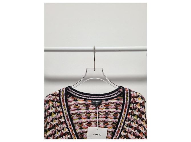 Chanel Schwarzer mehrfarbiger Tweed-Cardigan mit Karomuster und silbernen Knöpfen Mehrfarben - Ansicht 2