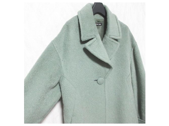 Autre Marque Abrigo Shaggy VIVIENNE TAM Verde - vista 3