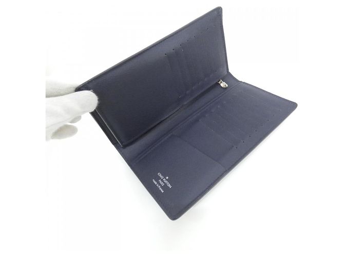 Portafoglio Louis Vuitton Brazza Taiga Blu - vista 7
