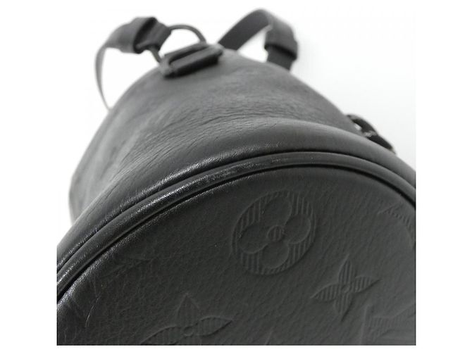 Borsa Nano Louis Vuitton Monogram Shadow Chalk - Borsa a Spalla Nero - vista 3