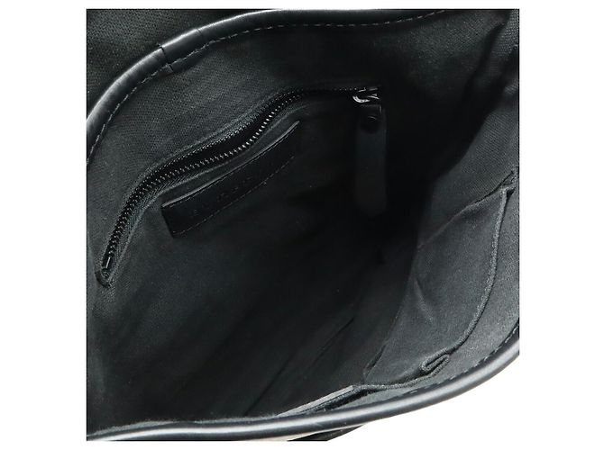 Burberry Schultertasche aus PVC - Ansicht 8