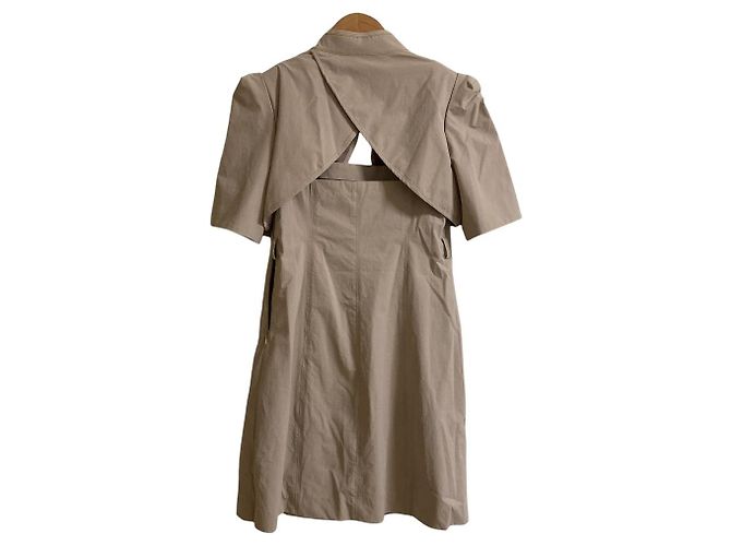 Autre Marque Snidel Mini-Kleid mit Ärmelschlitz und offenem Dekolleté Beige - Ansicht 3