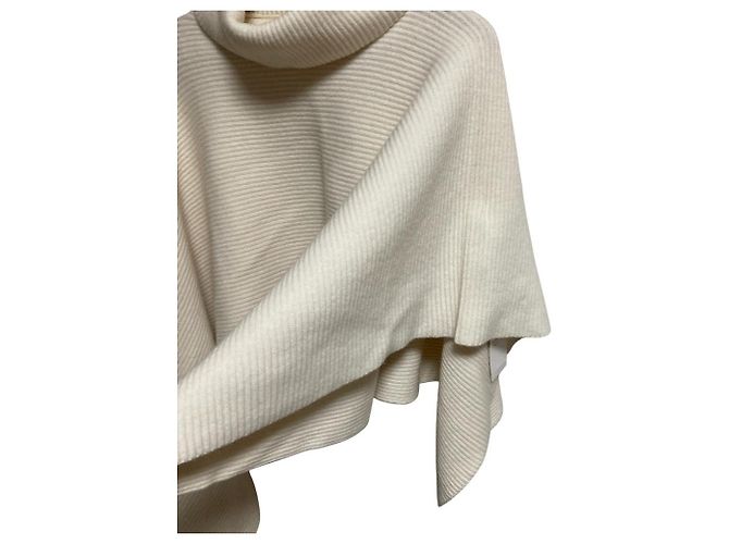 Autre Marque Asymmetrischer Strick-Poncho DRAE BY BLOSSOM Beige - Ansicht 5