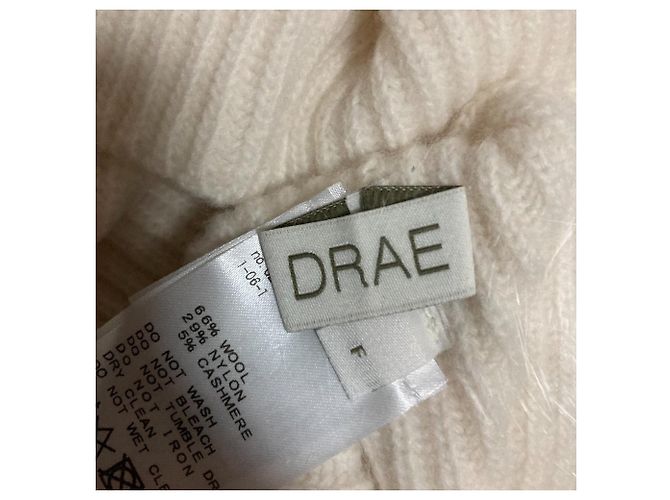 Autre Marque Asymmetrischer Strick-Poncho DRAE BY BLOSSOM Beige - Ansicht 7