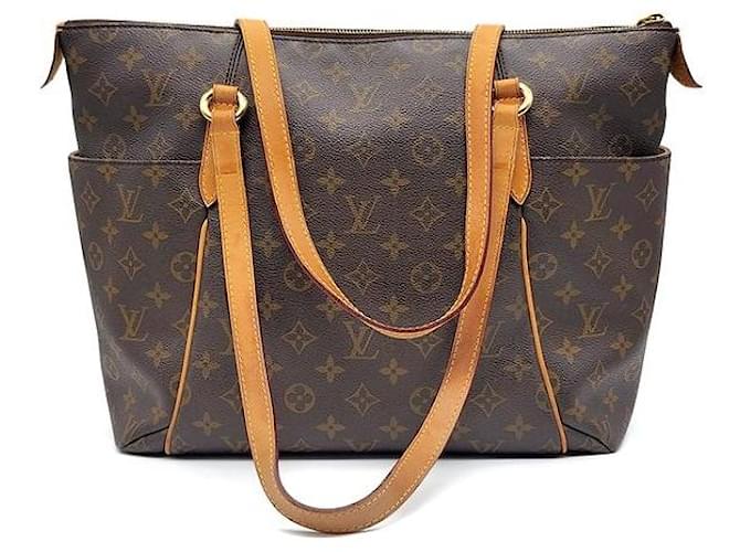 Louis Vuitton Monogram Totally MM Multicolore - vista 3