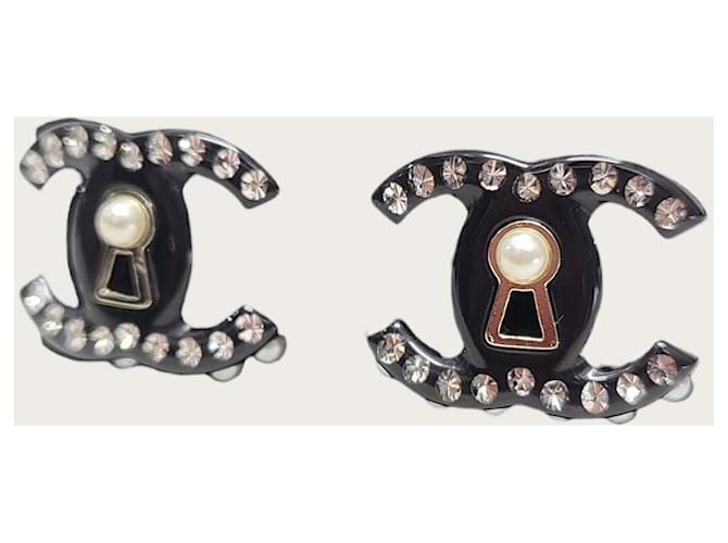 Chanel Orecchini Black Pearl Crystal Lock CC Nero - vista 2