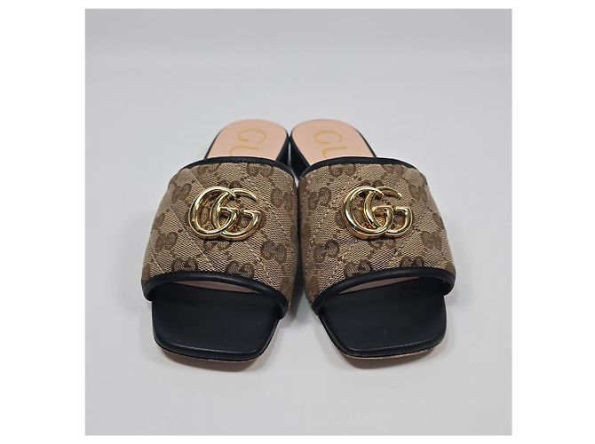 Gucci Sandali Slide in Tela Matelassé GG Multicolore - vista 3