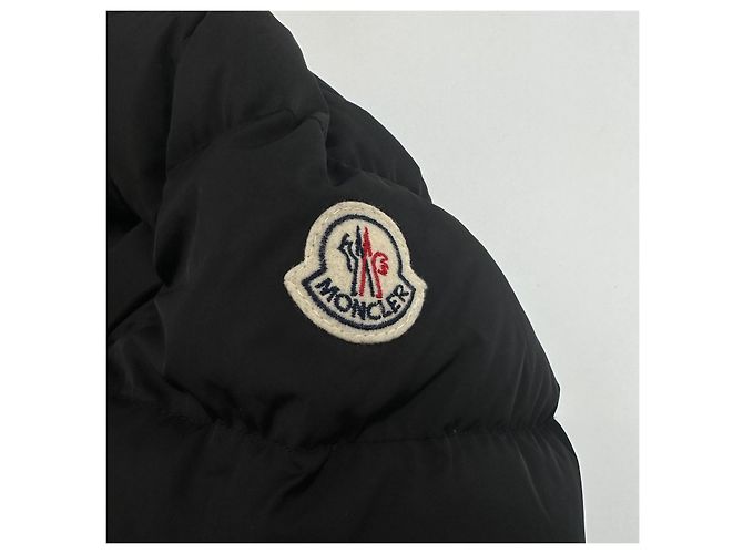 Moncler Chloé Steppjacke mit Waschbärfell Schwarz - Ansicht 6