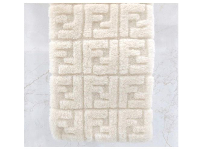 Fendi Nuova sciarpa in cashmere e lana con bordi in visone Argento - vista 3