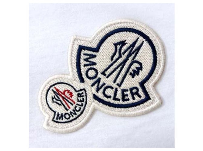 Moncler Baumwoll-T-Shirt mit doppeltem Logo-Patch Weiß - Ansicht 5