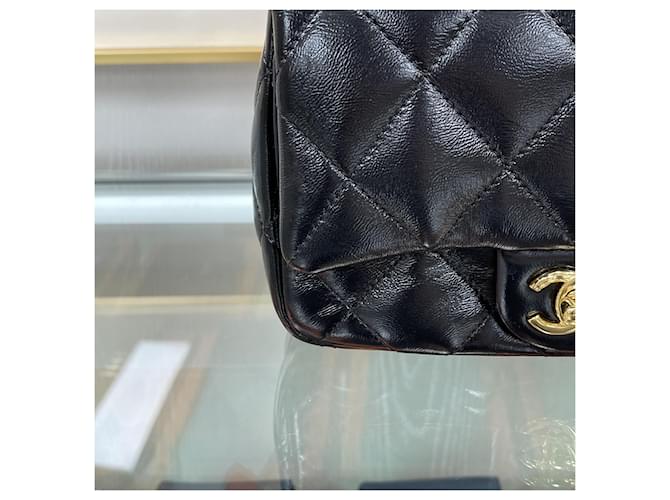 Chanel Mini borsa con patta e manico nera e oro Nero - vista 5