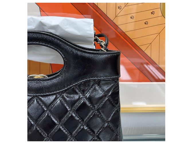 Chanel Borsa New Mini Chip Crossbody Black Gold Nero - vista 8