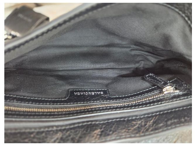 Balenciaga Borsa a tracolla Le Cagole Nero - vista 22
