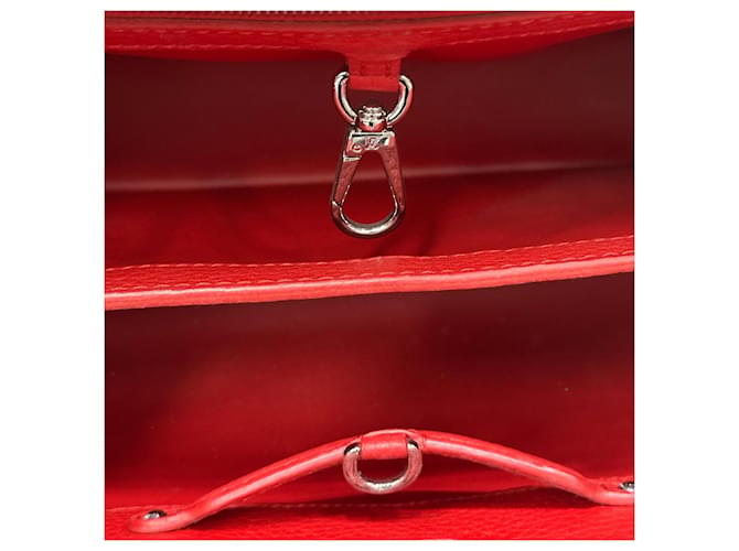 Louis Vuitton Borsa Capucines MM Rosso - vista 6