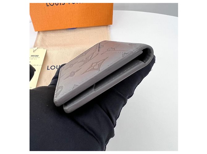 Louis Vuitton Monogram Shadow Organizer Card Holder Gray Brown - view 6