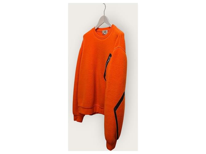 Hermès Kaschmirstrickpullover mit orangefarbenem Lederpatch-Detail - Ansicht 2