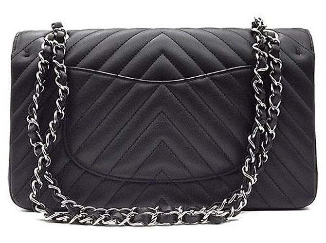 Chanel Chevron Classic in agnello Nero - vista 3