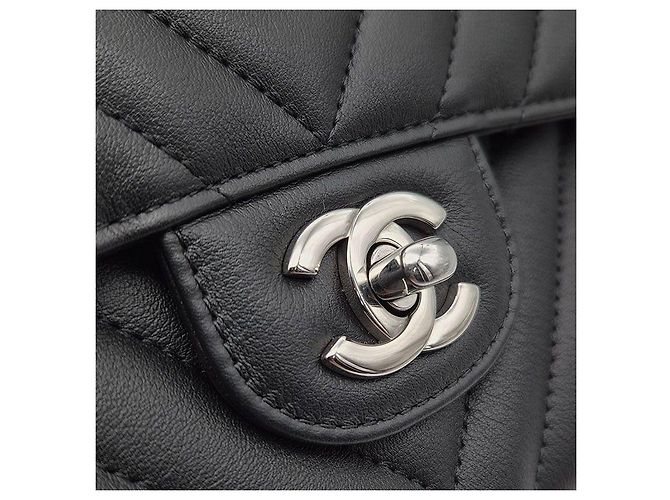 Chanel Chevron Classic in agnello Nero - vista 8