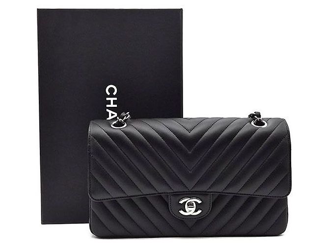 Chanel Chevron Classic in agnello Nero - vista 9
