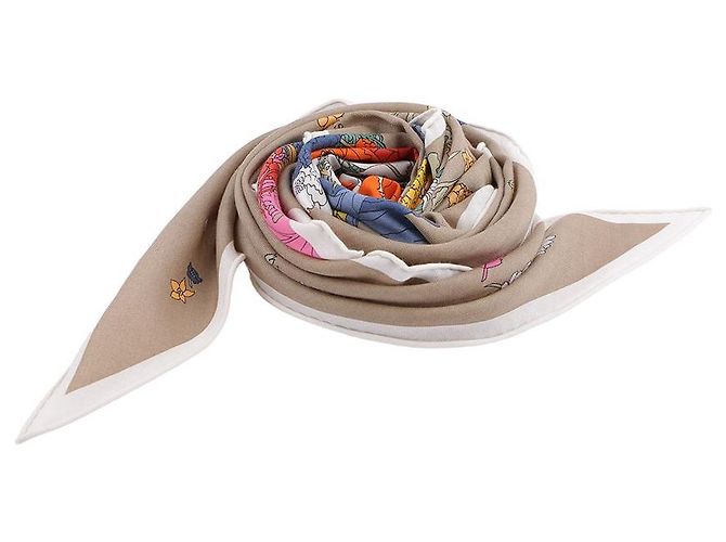 Hermès Triangle Scarf Orange - view 8
