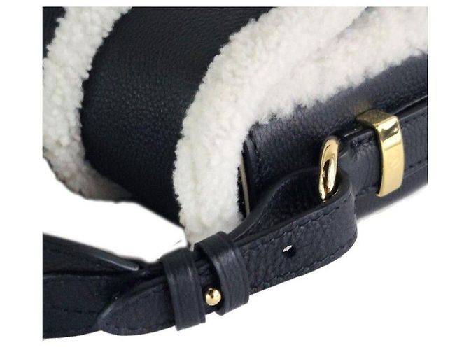 Louis Vuitton Pond Neuf Soft PM Nero - vista 5