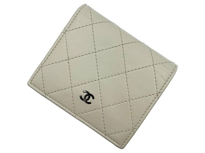 Chanel Portafoglio Bifold Matelassé Classico D'oro - vista 6